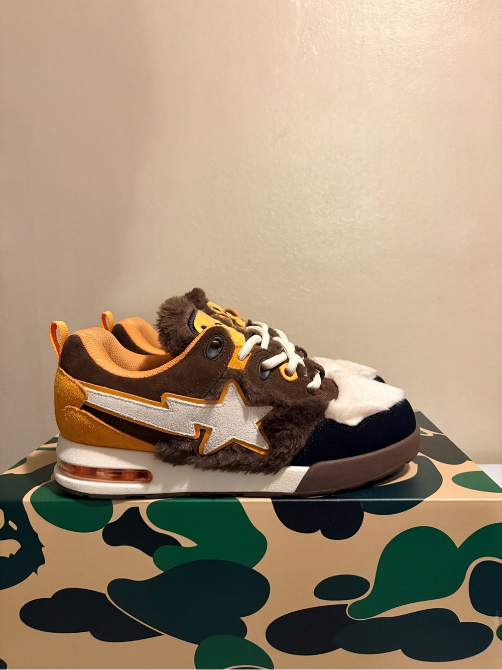 A Bathing Ape Flip Sta
Baby Milo Brown